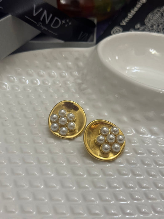 BEAUTIFUL PEARL STUDDED Earrings
