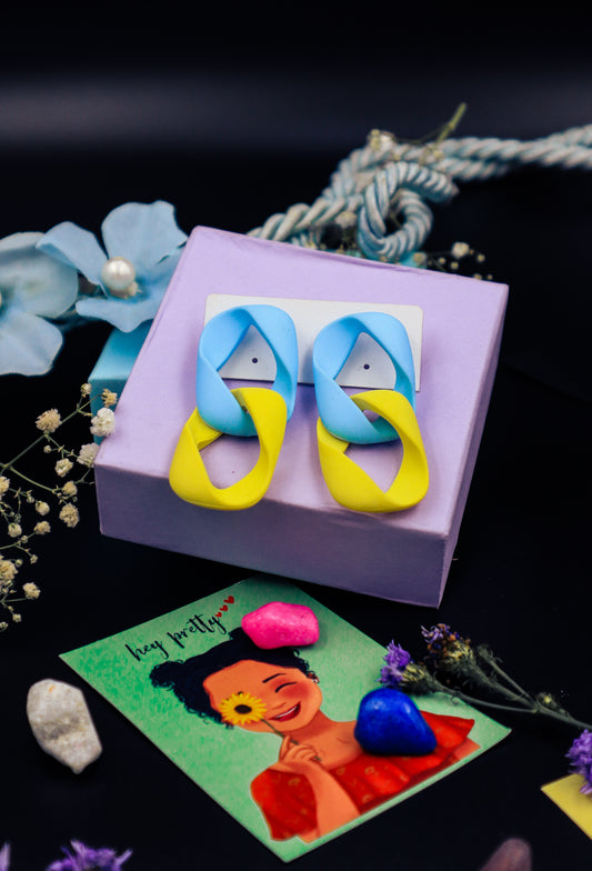 ABSTRACT STYLE EARRINGS