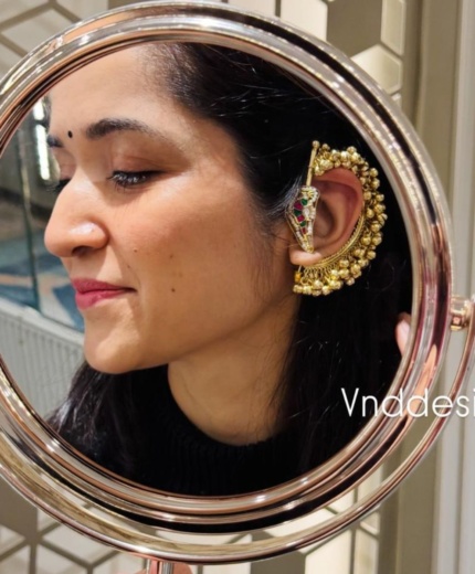 Royal Peacock Ear Cuff ✨🦚