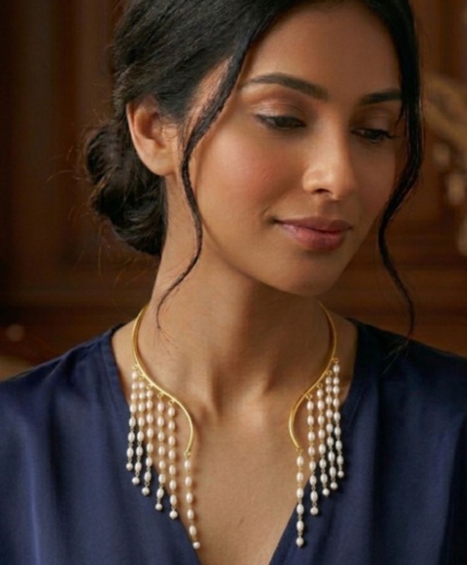 Pearl Drape Collar Necklace