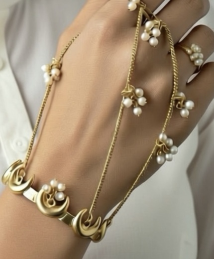 Pearl Drape Hand Harness Bracelet