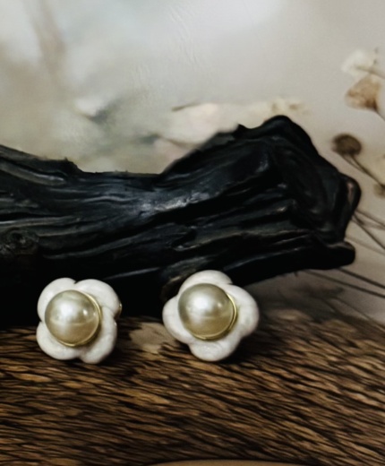 Ivory Pearl Blossom Studs